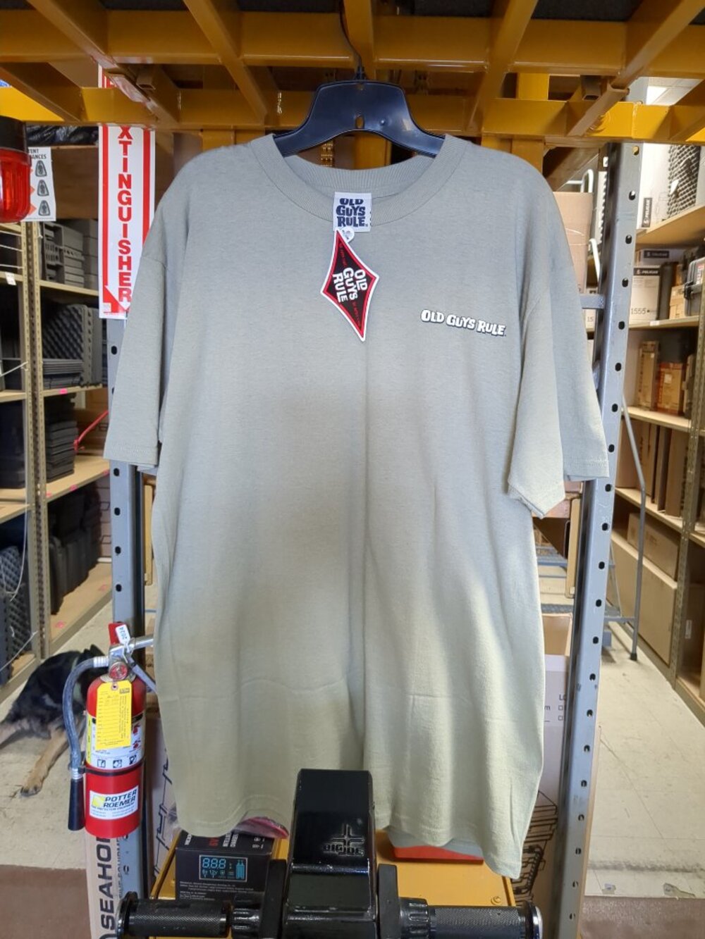 L Vintage Old Guys Rule Tee Shirt - Picture 2 of 8